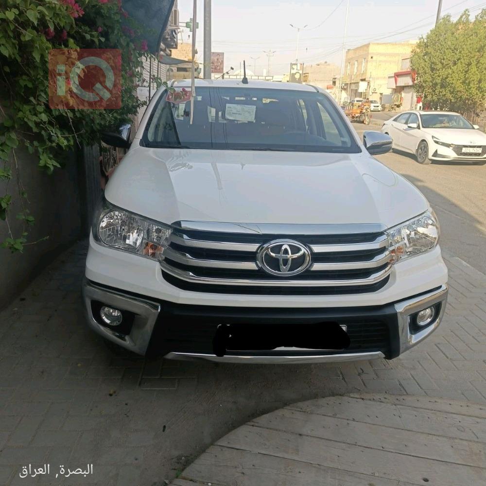 تويوتا هايلوكس